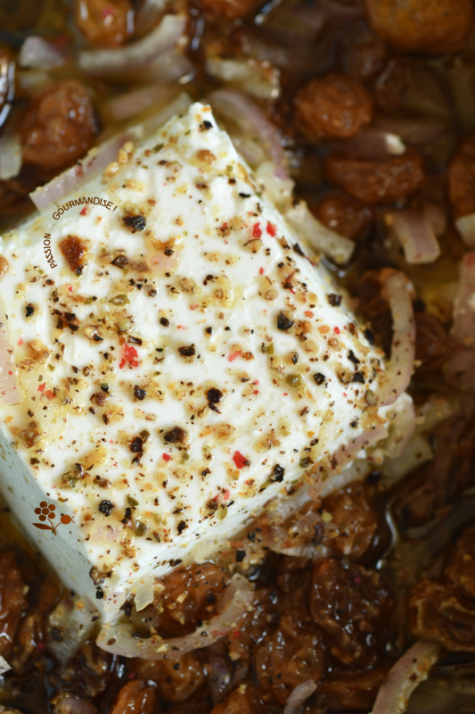 Chèvre frais mariné huile d'olive, échalote & raisins secs_2