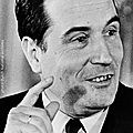 1971 - francois mitterrand devient l'espoir du parti socialiste