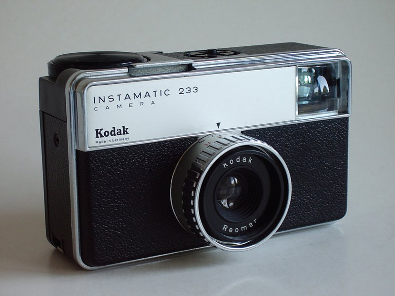 Kodak_Instamatic_233