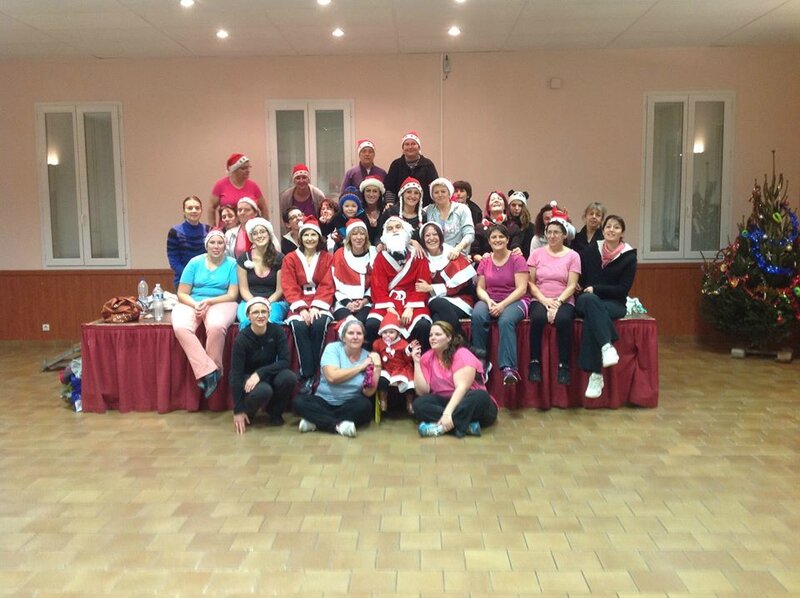 Les adeptes de Zumba et Gymnastique tonique fêtent Noël
