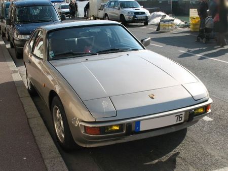 Porsche924av