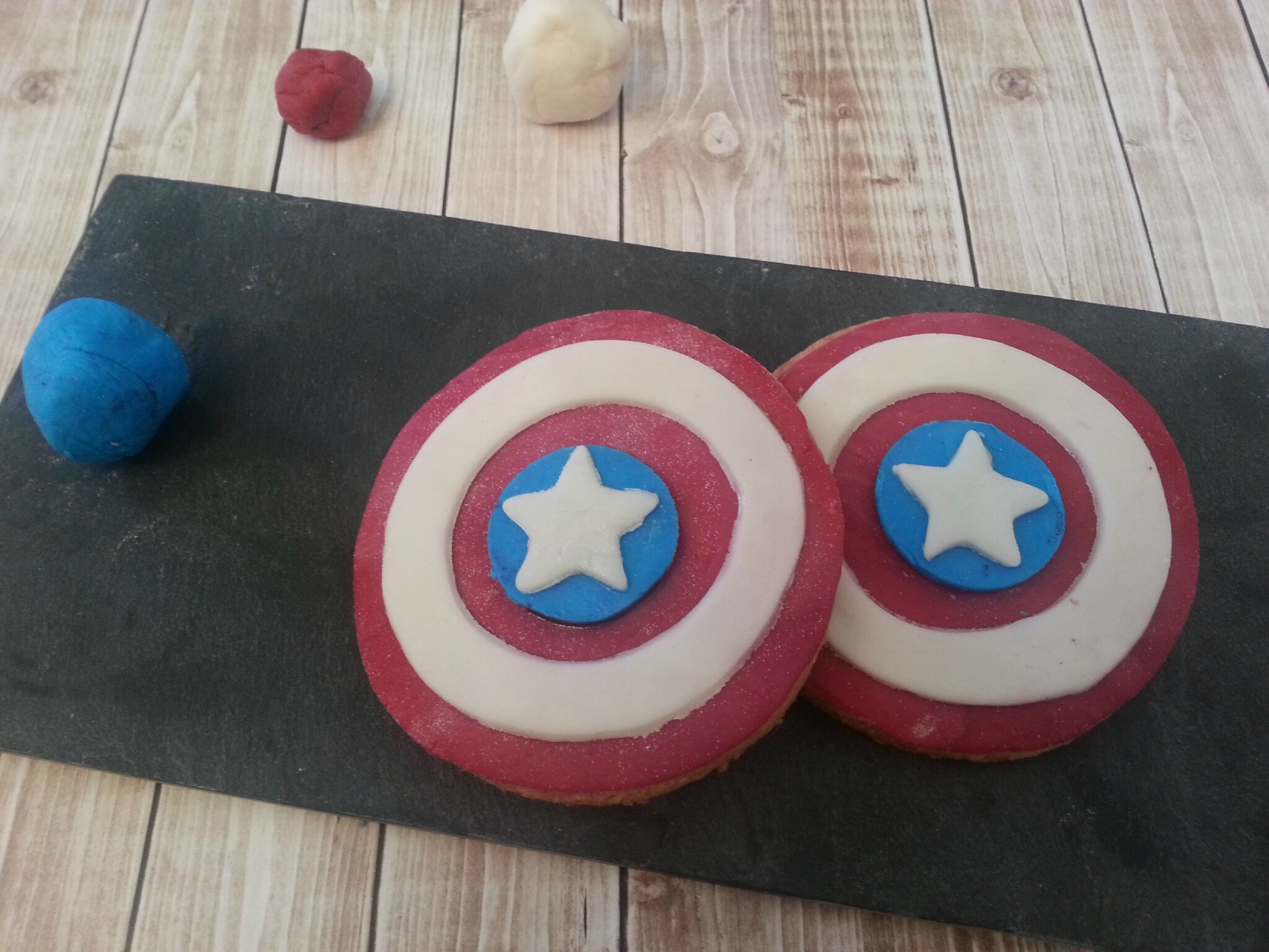 Sables Captain America Anneauxfourneaux