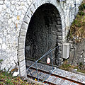 Digne-nice : la réfection du tunnel de moriez inachevée, des services suspendus, la partie sud disputée, une pétition lancée