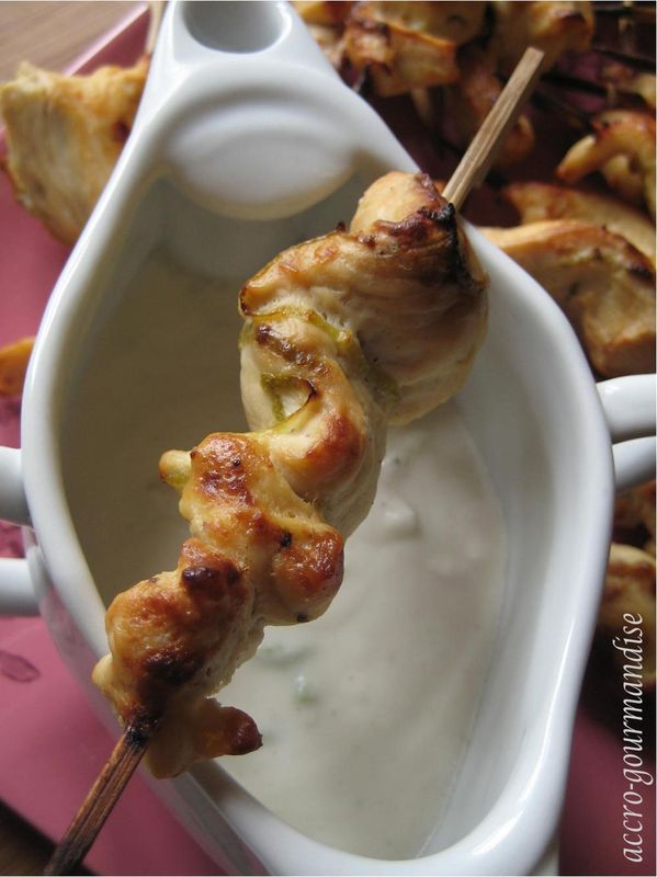 Brochettes de Poulet Mariné au Lait de Coco et Citron Vert Recette Plume Accrogourmandise