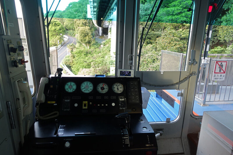 Shonan Monorail cabine