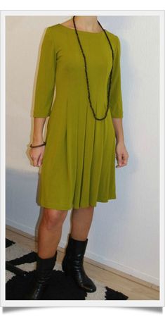 robe Verte burda devant 2012-framed