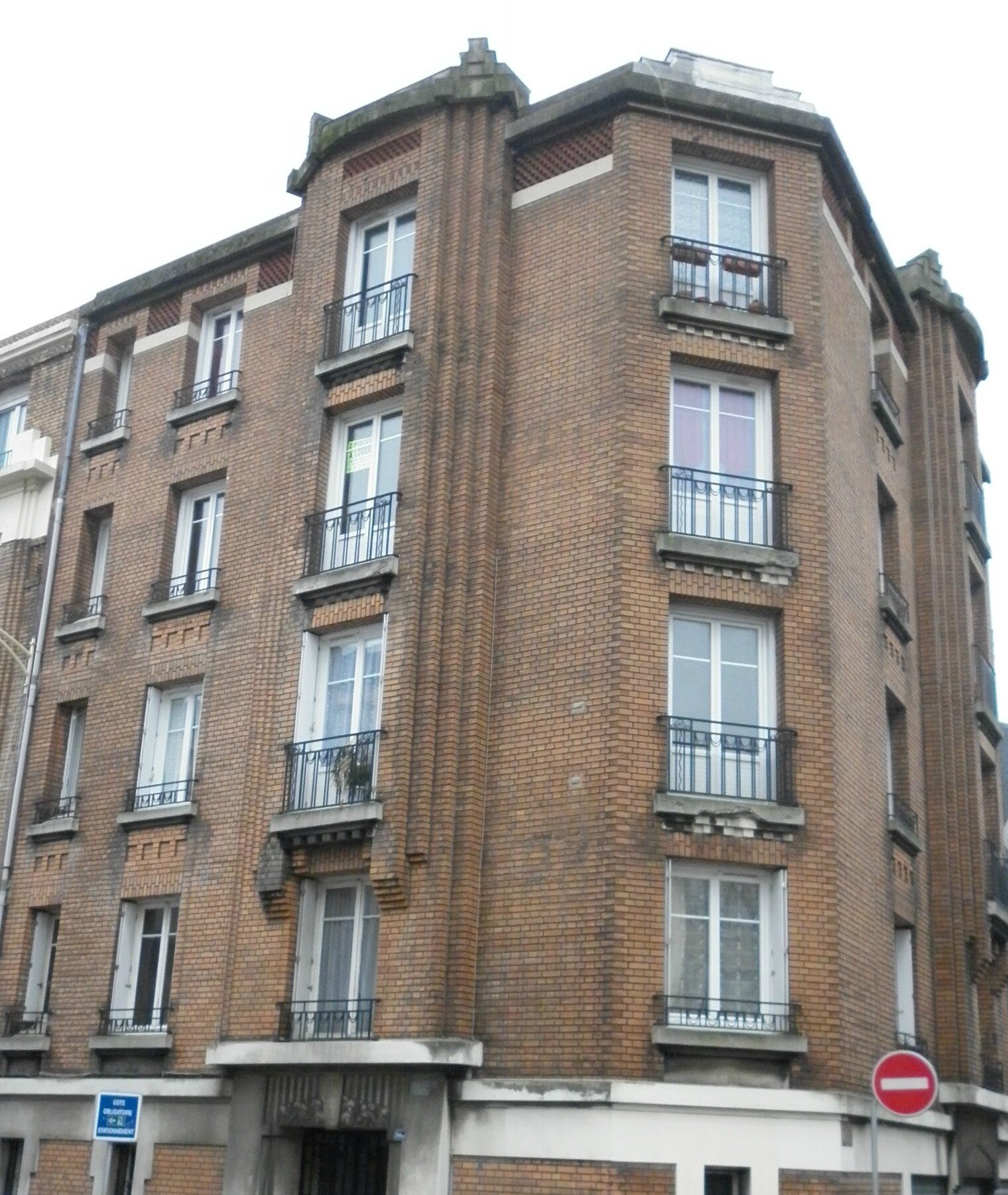 18 Rue Anatole France Joue Les Tours Rue Anatole France. - Photo de Le Havre couleurs brique - Le Havre/Vienne