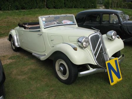 CitroenTractioncab11BLav1