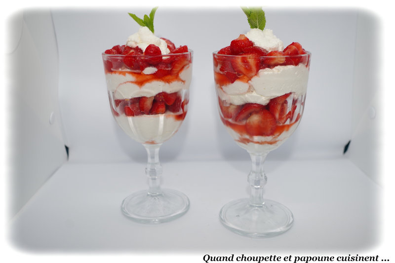 verrines de fraises chantilly crème-mascarpone-7471