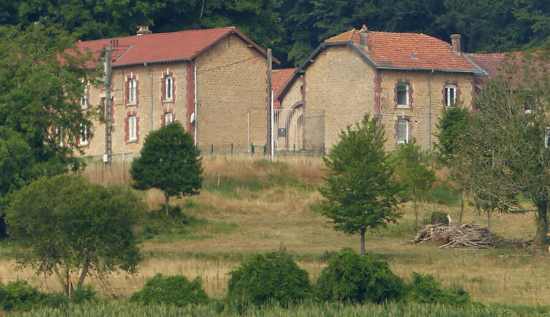 P1690832