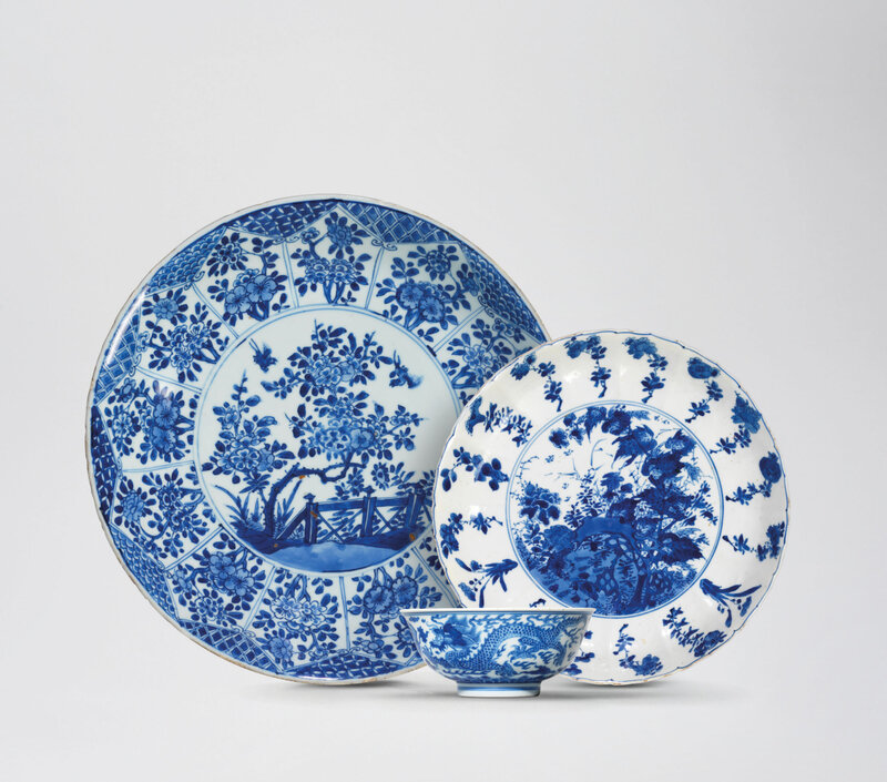 Two blue and white dishes and a blue and white ‘Dragon’ bowl 