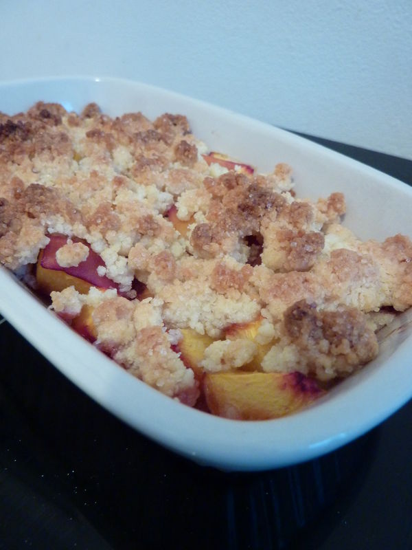Crumble nectarine et pêche Un, deux, trois petits plats