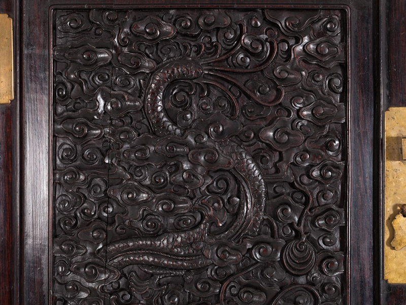 Rare Hongmu Wood Dragon Cabinet, China, Qing dynasty (1644-1912 ...