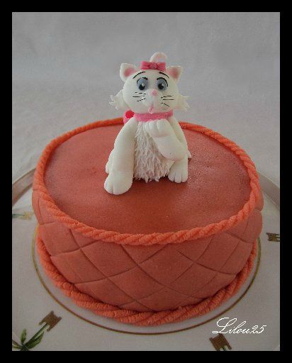 Marie Des Aristochats Gateaux En Fete De Lilou 25