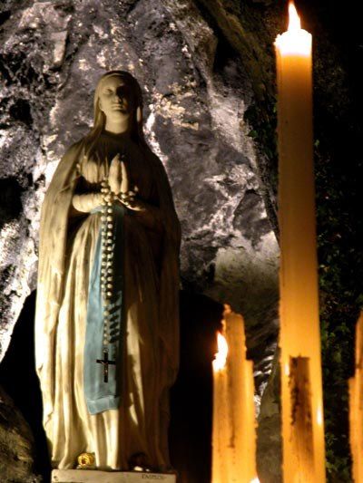 Lourdes, Vierge de la Grotte