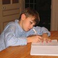 Antonin kempf s'applique sur son devoir