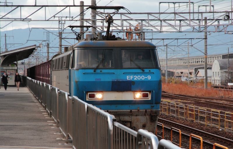 EF 200-9, Nishioji station