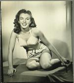 1945-Farr_Hueth_studio-model-bikini_bird-020-1a