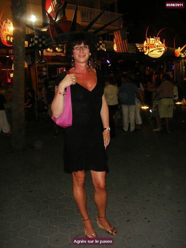 Maison Du Travesti Avie Home Source Puis Ballade Sur Le Paseo Quelques Regards La Grande Fille Maison Du Travesti Avie Home Source Puis Ballade Sur Le Paseo Quelques Regards La Grande Fille