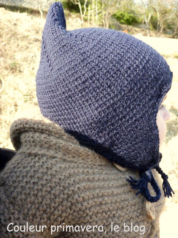 Bonnet cache-oreilles en tricot