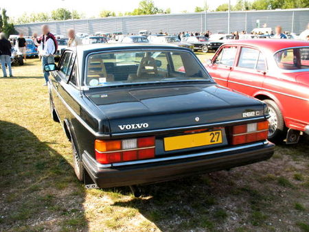 Volvo262car