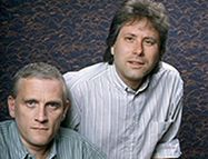 Le compositeur et producteur associé Howard Ashman et le compositeur Alan Menken