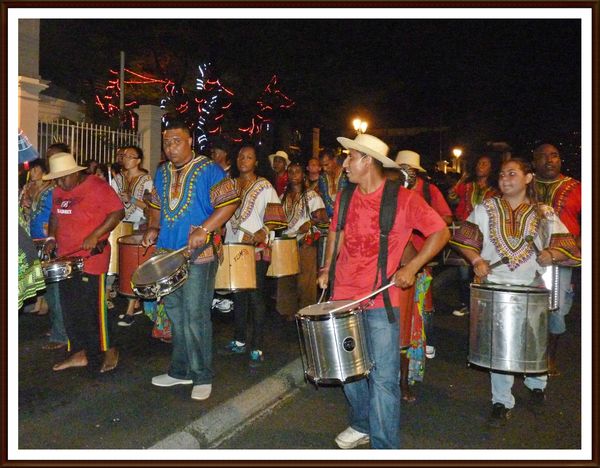 Fete Kaf A St Denis 8 10 Bienvenue Chez Allamanda A L Ile De La Reunion